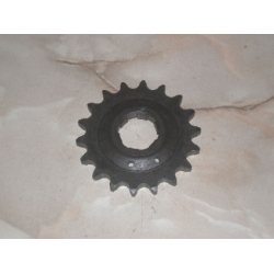 Pinhão Ataque Norton Commando e AMC Heavy Weights Models  18T - 5/8x3/8